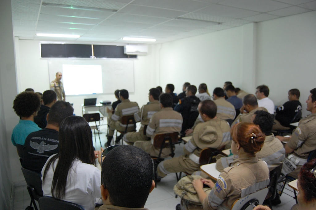 SMTT inicia curso de capacitação e atualização para agentes de trânsito - SMTT Aracaju